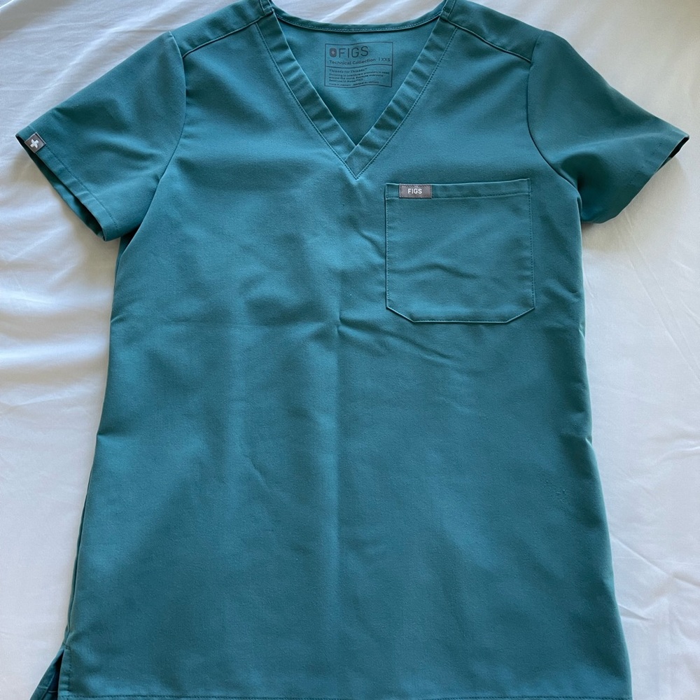 Figs scrubs